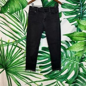 Gap 1969 Womens 8/29 Black Stone Wash Slim Straight Cropped Denim Jeans